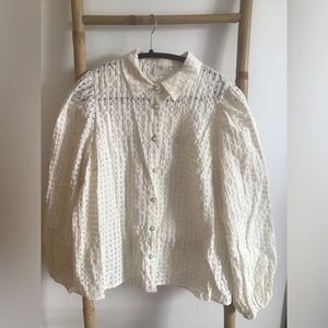 Kaffe blouse with beautiful pearl buttons. Size 8